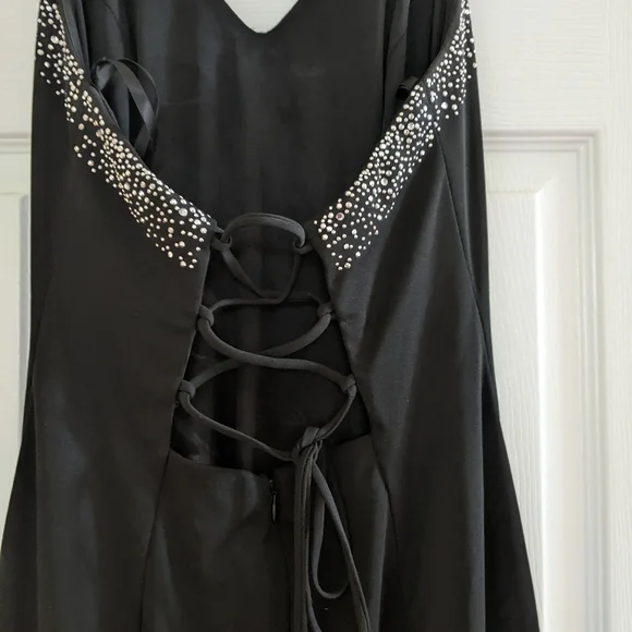 Blondie nights long black dress with sequins v-neck around to the back size 7 - Picture 4 of 5